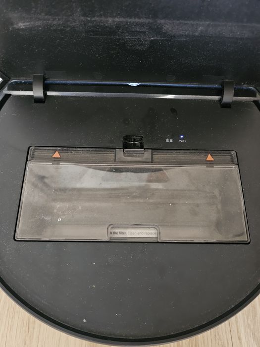 Продам робот пылесос Xiaomi Mi Robot Vacuum-Mop 1T