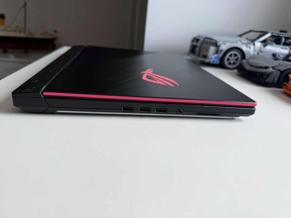 Laptop Gaming Asus Rog G512LV