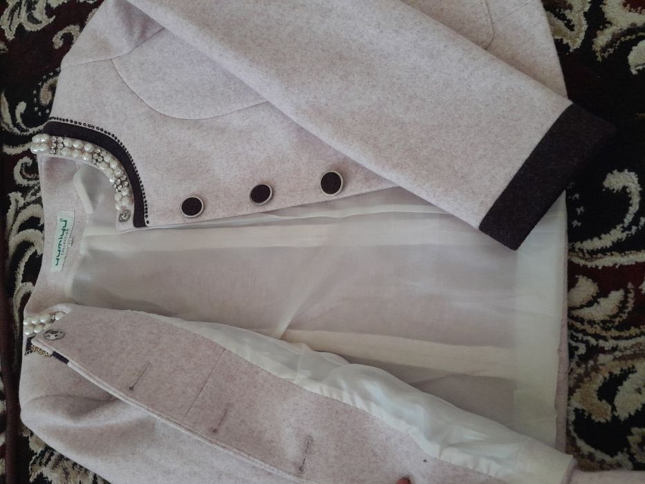 Kostyum- yubka. Kuz,qish mavsumi uchun.