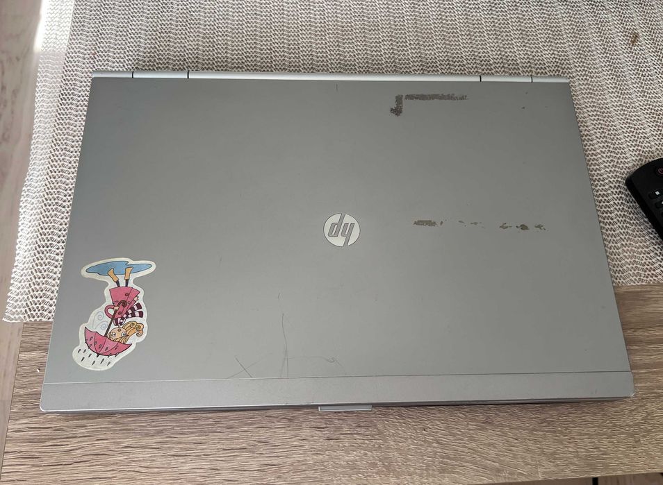 Laptop HP EliteBook 8470p i5-3320M – defect, fără HDD/RAM