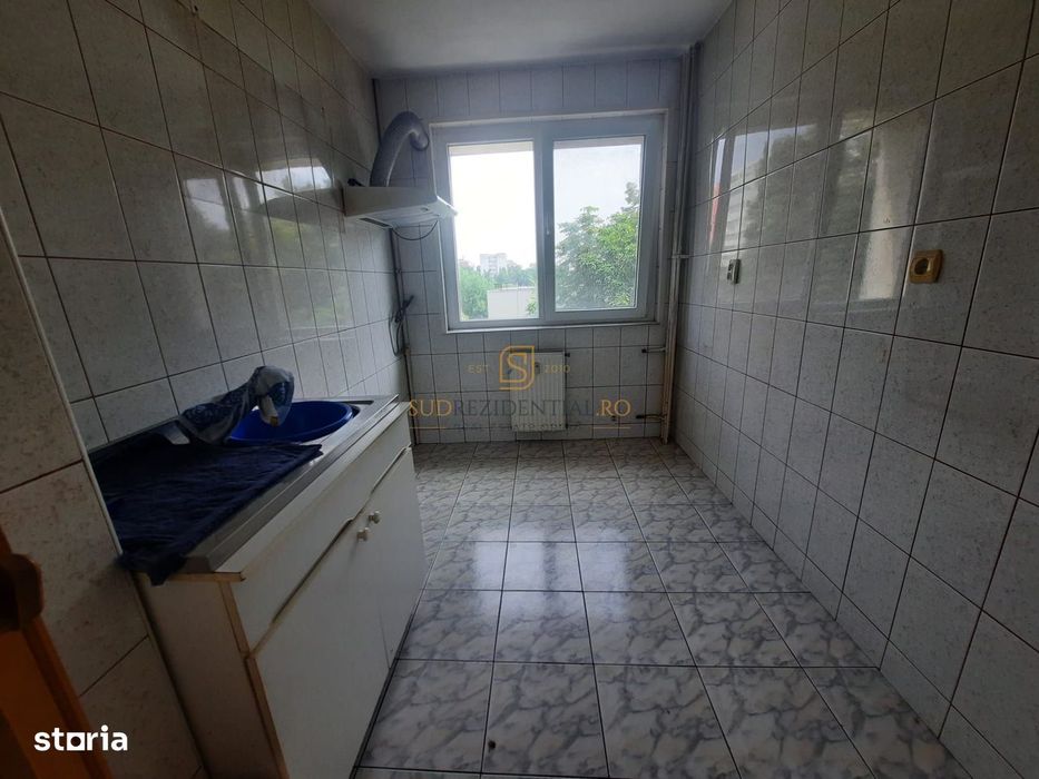 Bulevardul Alexandru Obregia, apartament 3 camere, disponibil imediat