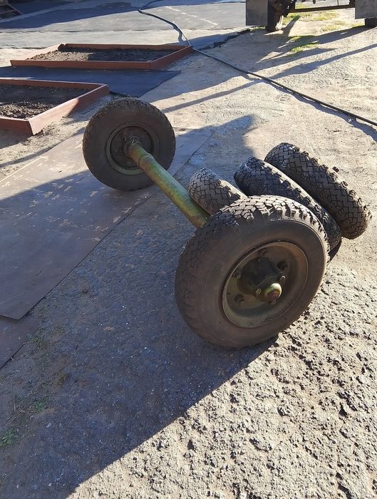 Ось на легковой прицеп