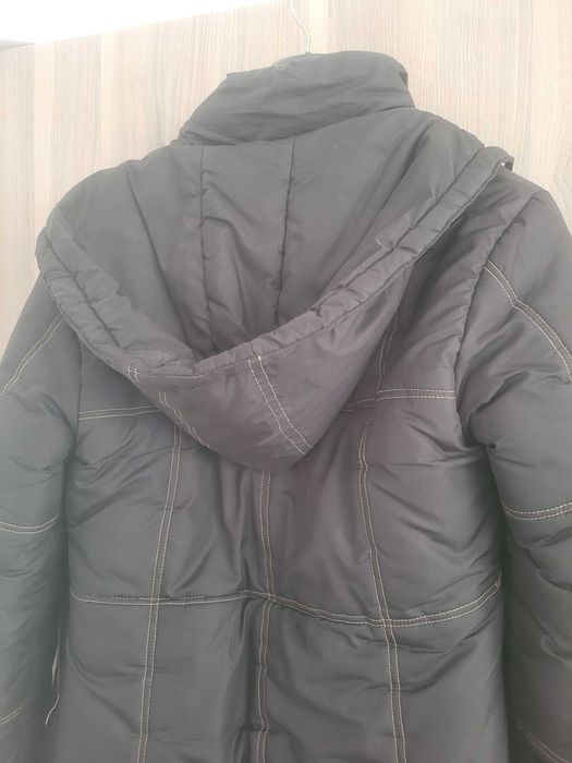 Geaca lunga cu gluga-iarna