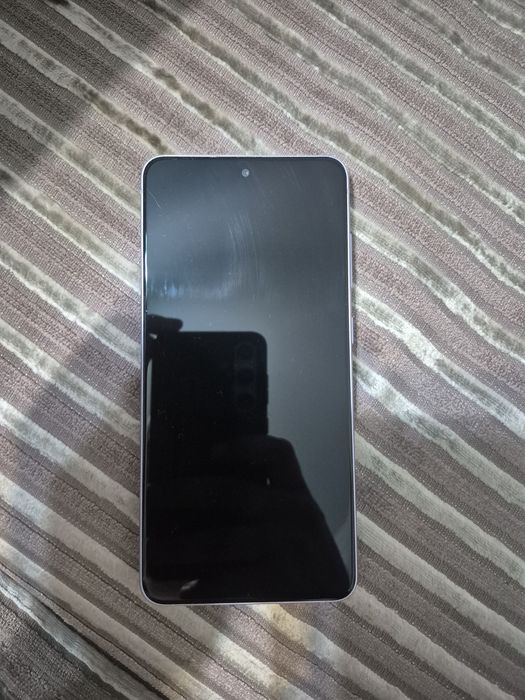 Телефон Samsung s21fe