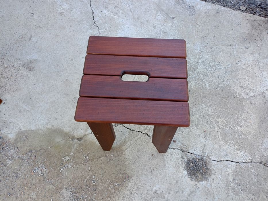 Табурет ручной работы