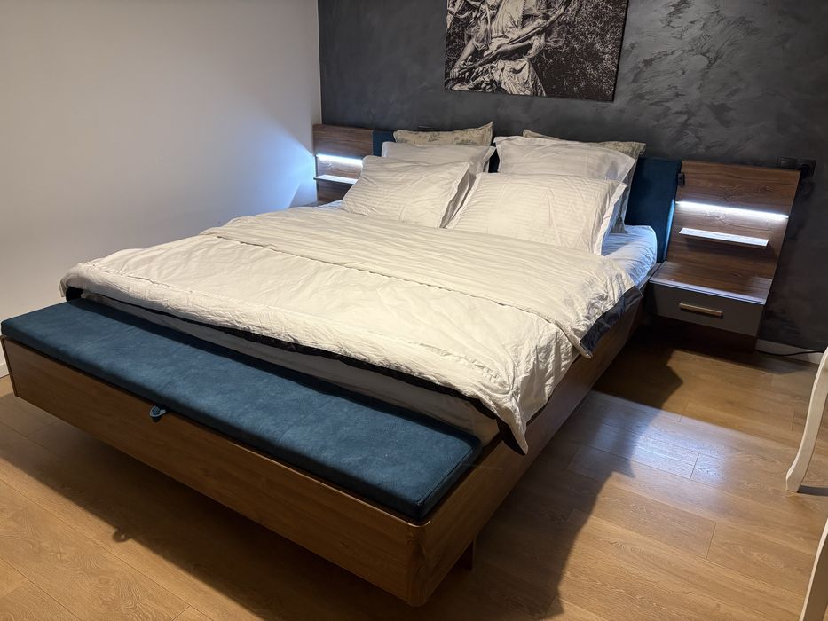 Vand Pat dormitor + somiera + saltea cu memorie 180 x 200 cm