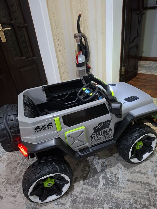 Baggi jeep болалар машинаси сотилади