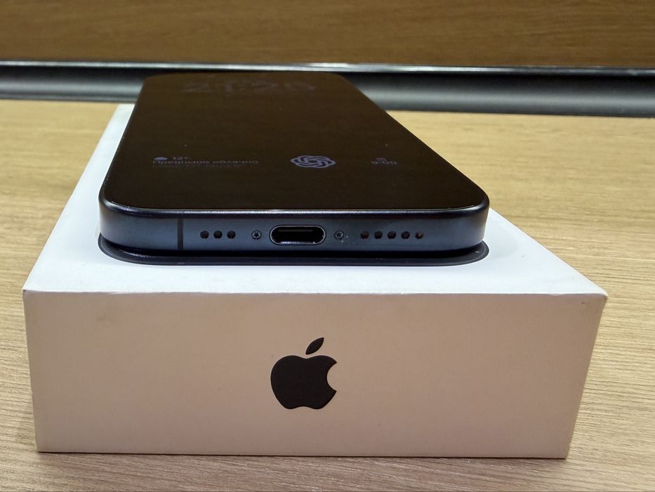 IPhone 15 Pro Titanium Blue