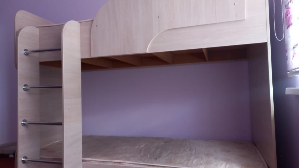 Продам кровать б/у