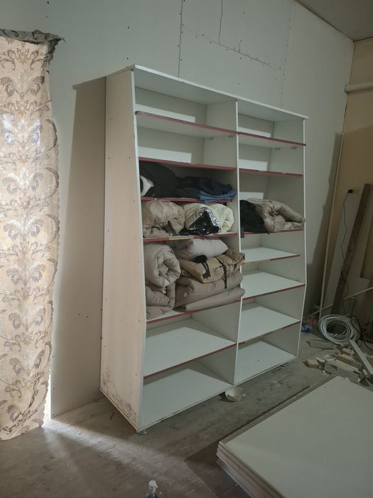 Прлавка 5 штук.бойы 2.10 .ени 1.60