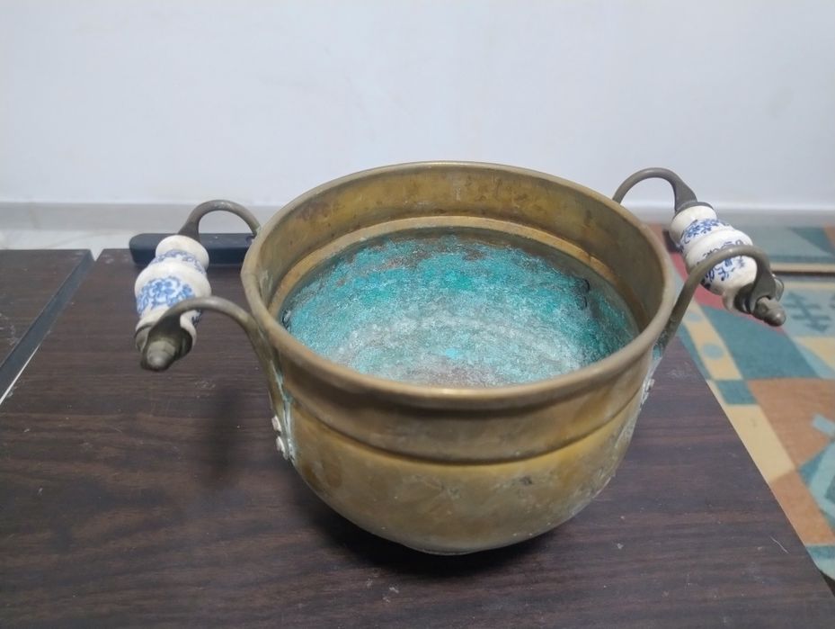 Винтидж меден съд