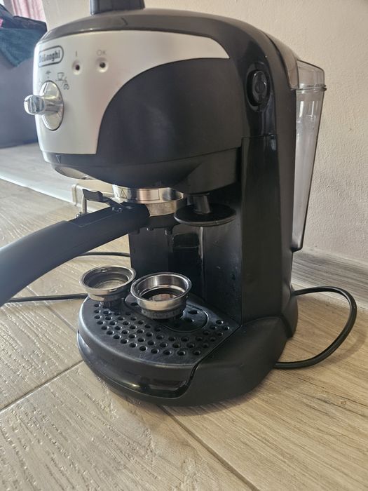 Espressor manual De'Longhi