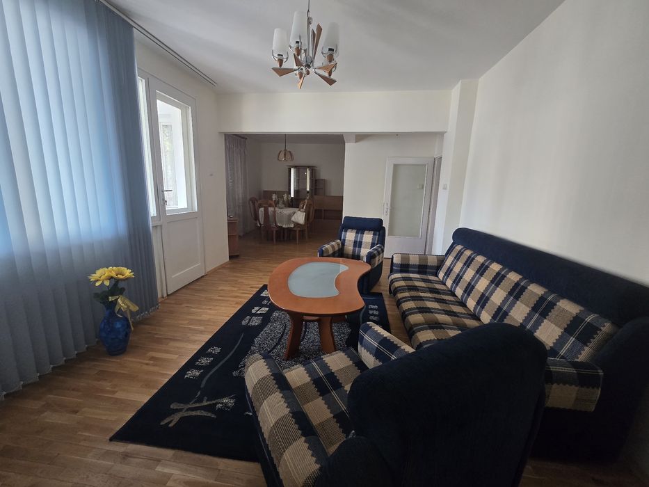 Под наем апартамент с две спални