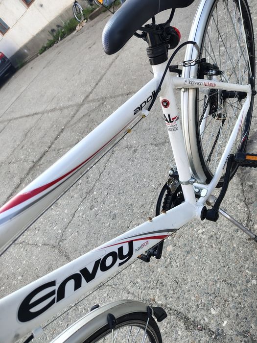 Bicicleta Cursiera Apollo Envoy roti700x28c cadru aluminiu.