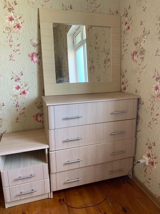 Спальный гарнитур