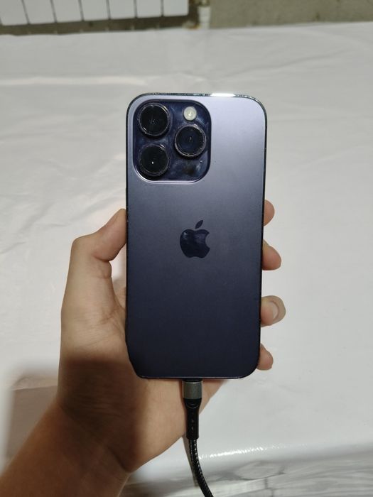 Продам Iphone 14 pro
