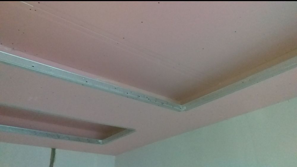 Construcții -  Amenajari interioare