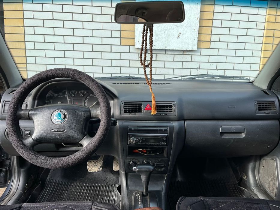 Автомобиль