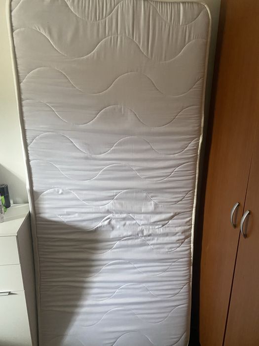 Saltea din spuma 90x200 + topper JYSK (Basic T40)