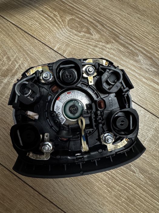 ОЕМ сив волан Audi Q7 4М 2015-