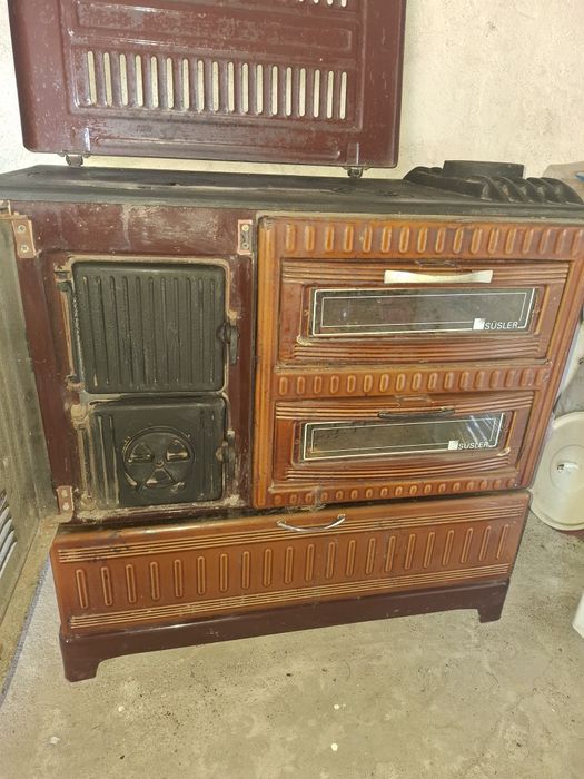 Готварска печка  на   дърва и въглища