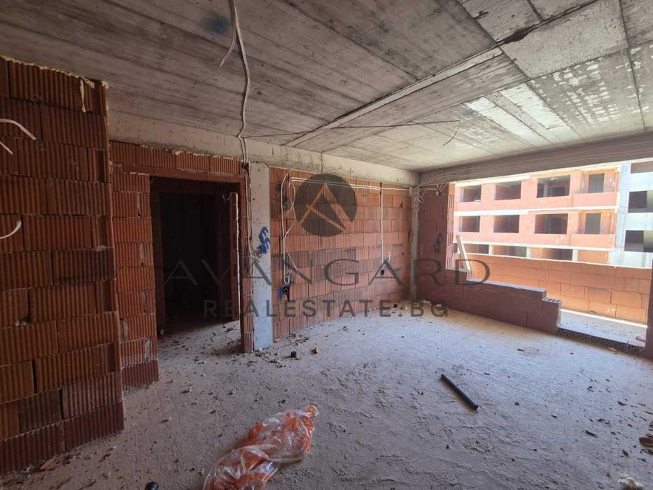 Продава се Двустаен апартамент в Пловдив, Остромила - 60 кв.м за 1334 €/кв.м - Снимка #4