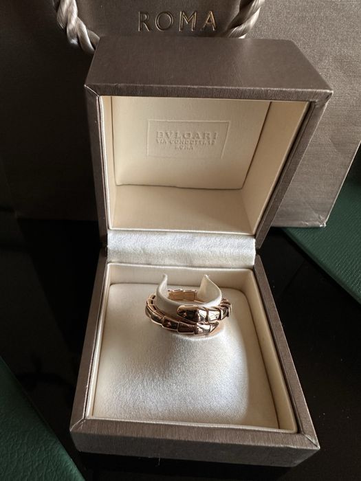 Кольцо Bulgari serpenti