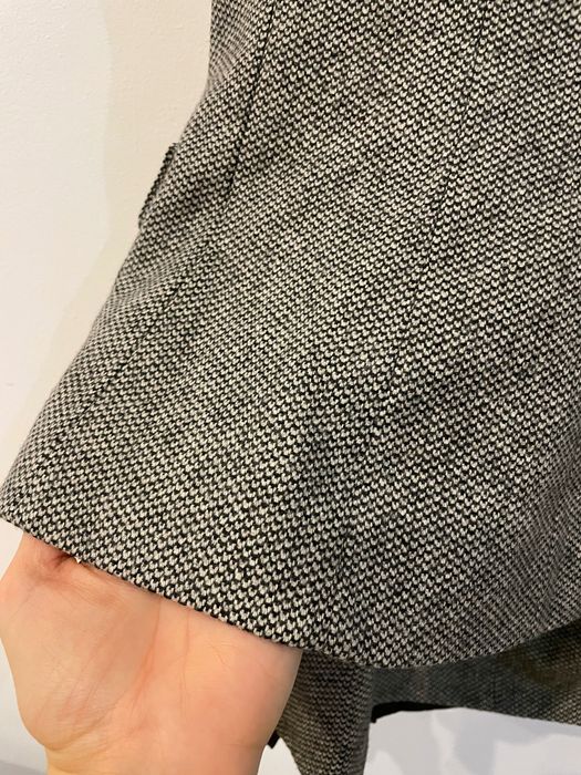Costum dama vesta + fusta scurta, 50% lână mărime 40