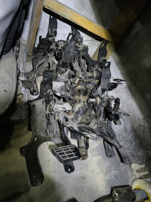 Педальные узлы гольф 2, 3