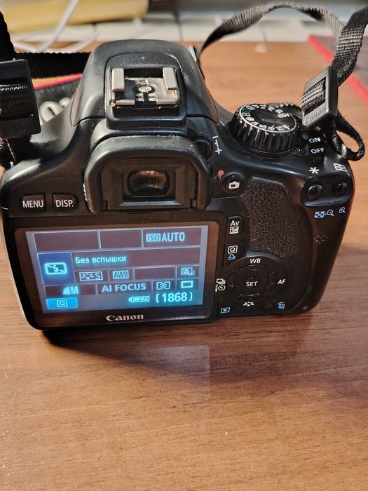 Canon EOS Rebel T2i (550D) срочно продаю