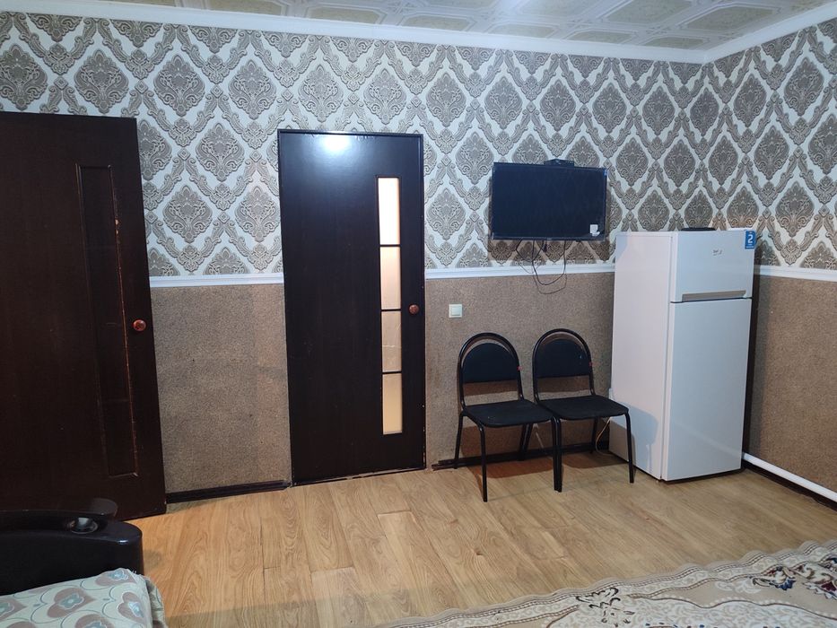 Екі бөлмелі времянка жалданады