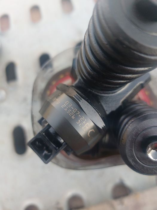 Injector injectoare vw Passat b5.5 b6 skoda audi a4 1.9 101 cai AVB BC