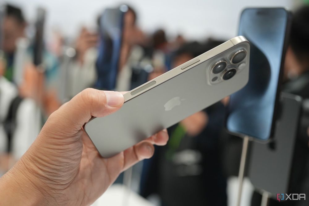Продам iphone 15 promax 1 tb