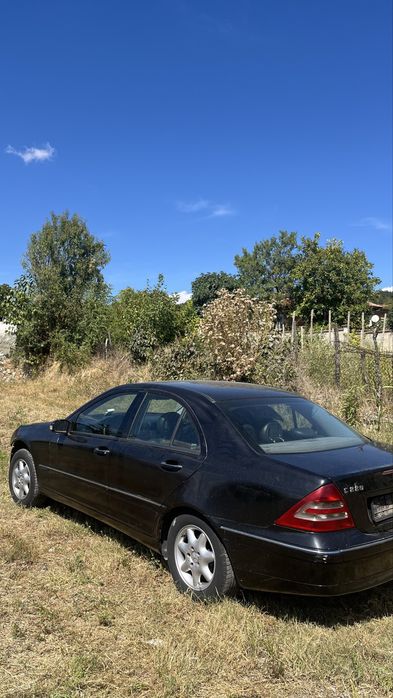 Mercedes Benz w203 C220cdi на части