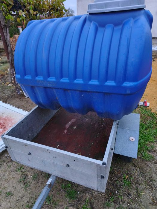 Цистерна с Уве защита 750л