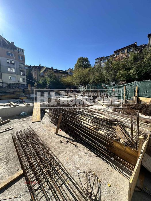 Продажба 3-стаен гр. София - Редута 99m²