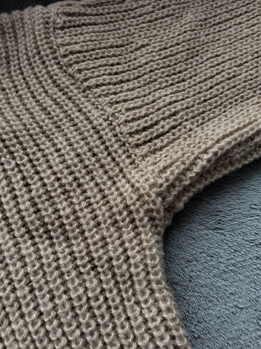 Вязаная кофта новая