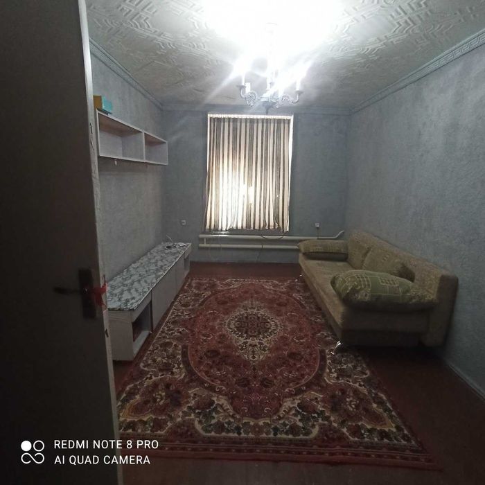 Продается недорого 1 ком метро Горького, Буюк Ипак