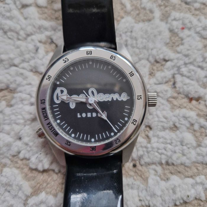 Часовник Pepe jeans
