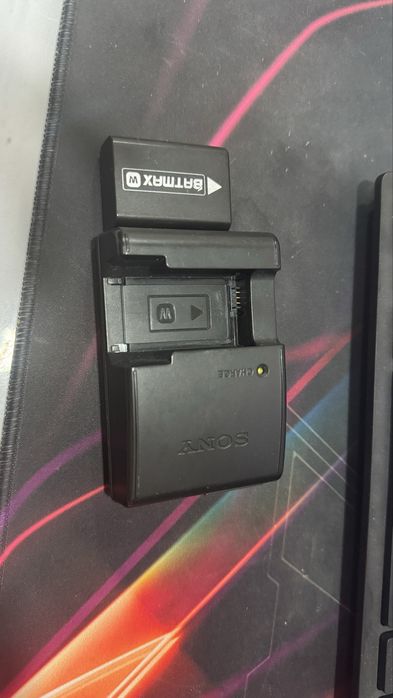 Зарядка батарейка sony а63-64