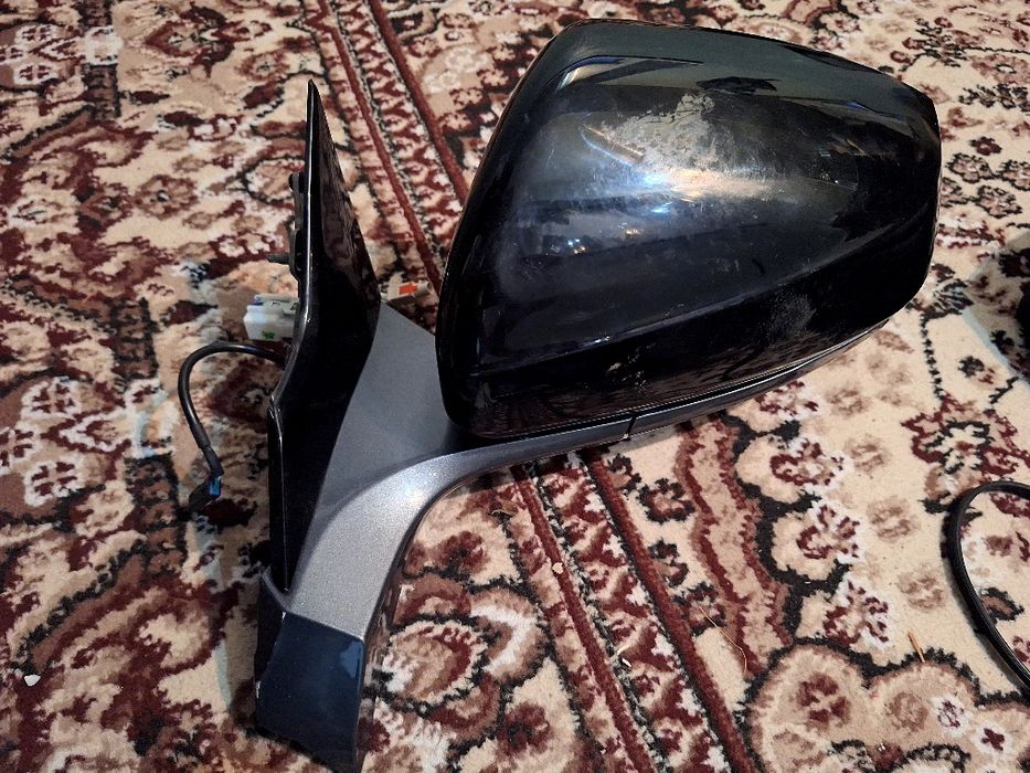 CHANGAN UNI-Z MODELI chap bokovoy oynasi sotiladi.narxi 200$.