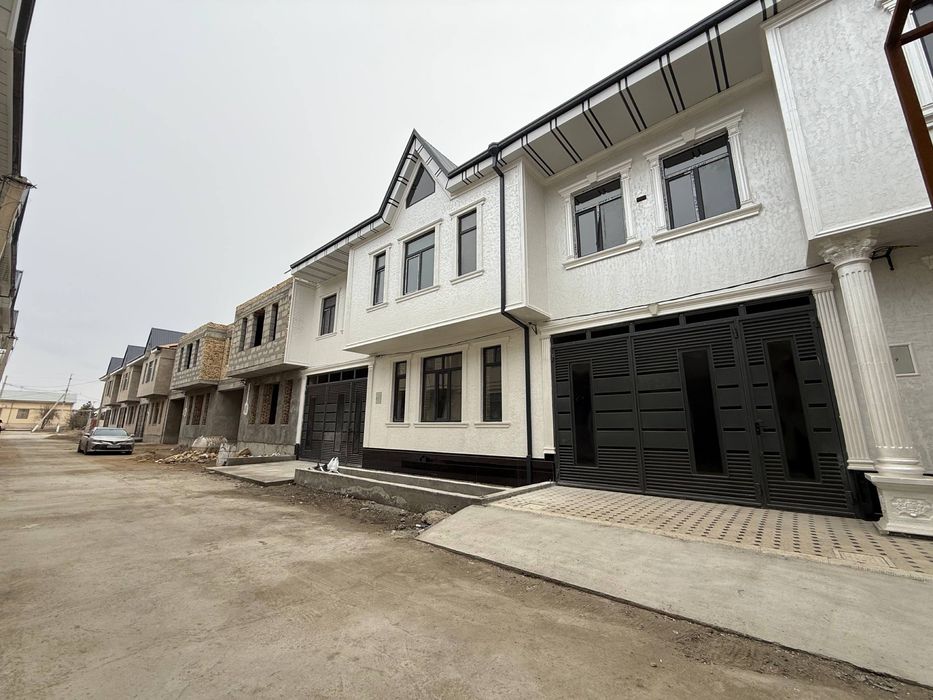 Rasrochkaga 7 ta kottedjlar sotuvda