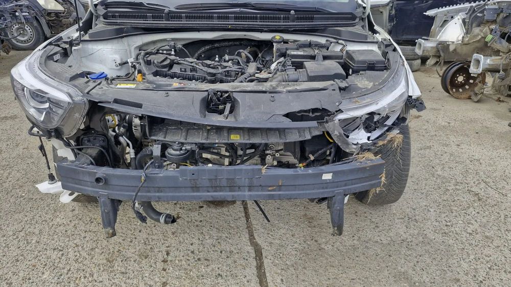 Dezmembram Kia Stonic an 2024 motor 1.2 benzina