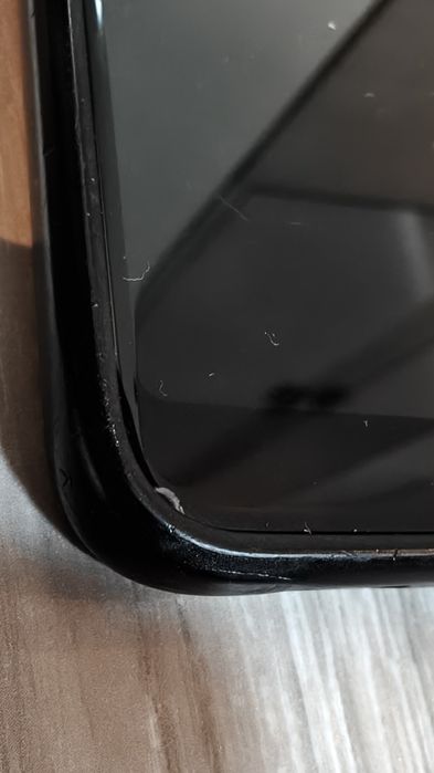 Huawei P20pro, sticla spate spartata