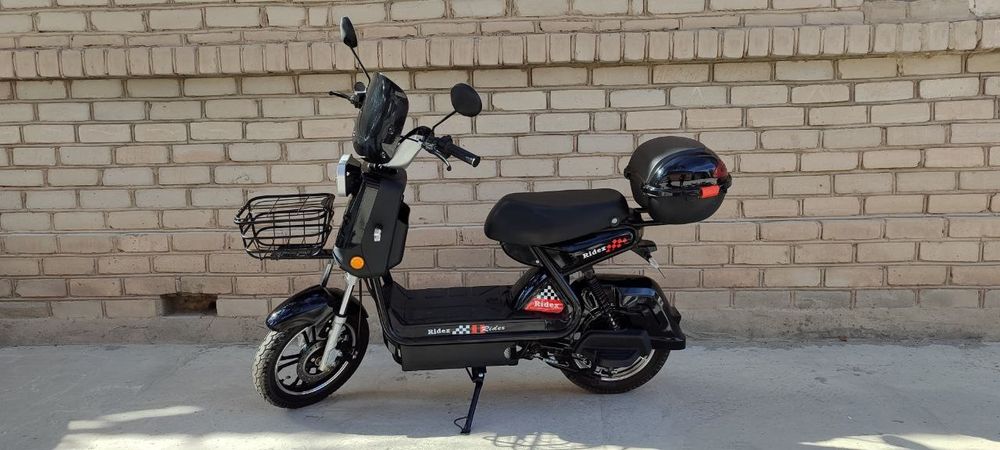 Elektro Skuter sotiladi holati yangi.