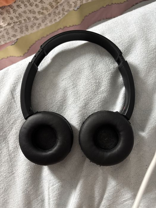 vand casti wirless sony