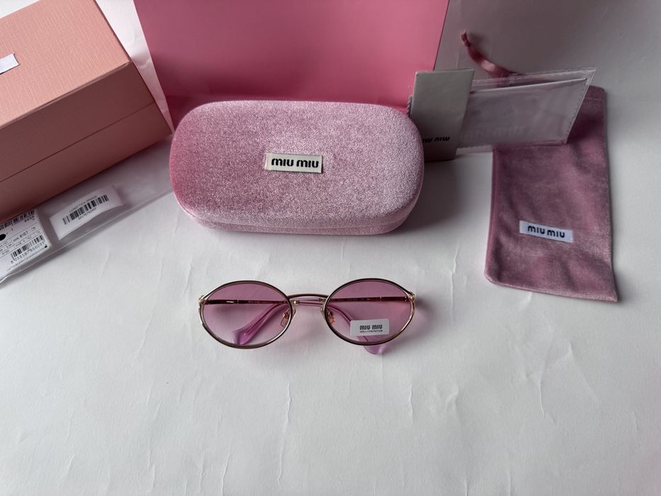 Ochelari de soare Miu Miu Oval SMU 52Y 54-21 125, Noi