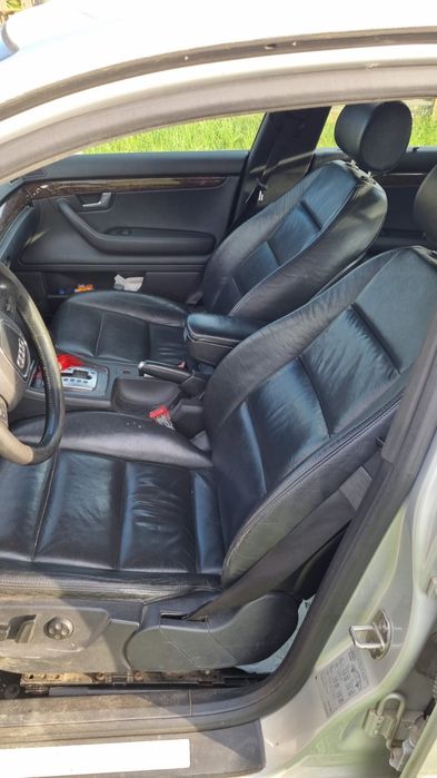 Dezmembrez audi a4 b7 2.5 și 2.0 bpw