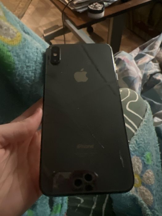 iPhone xs max полу рабочий