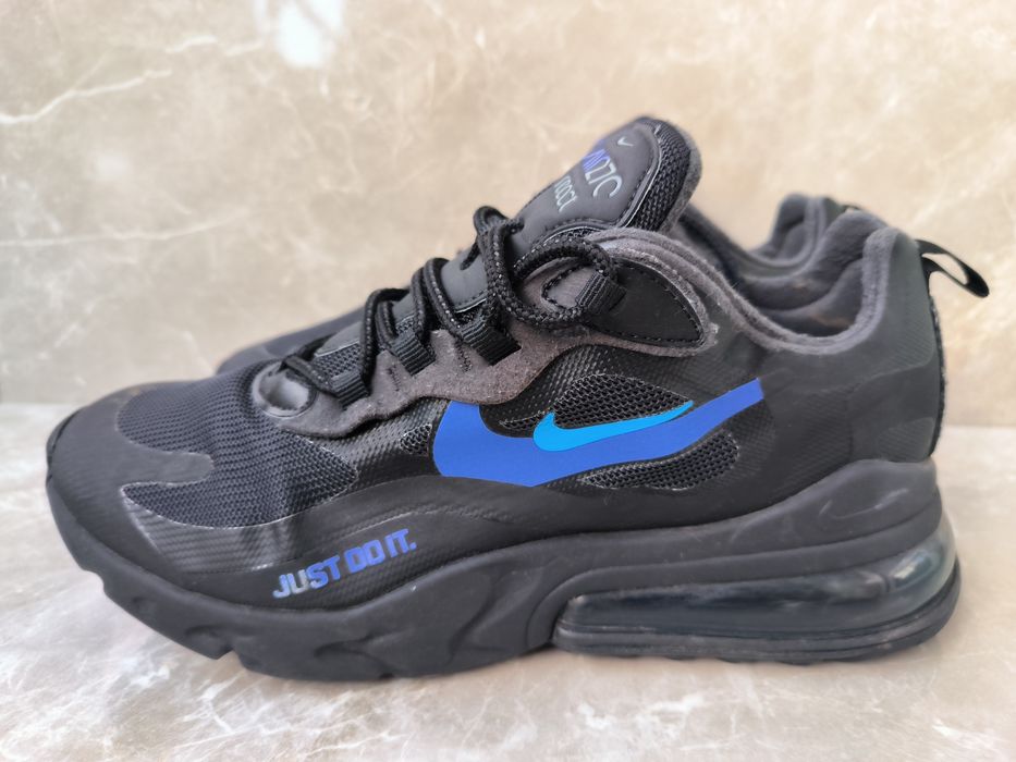 Nike Air Max 270 React номер 42,5